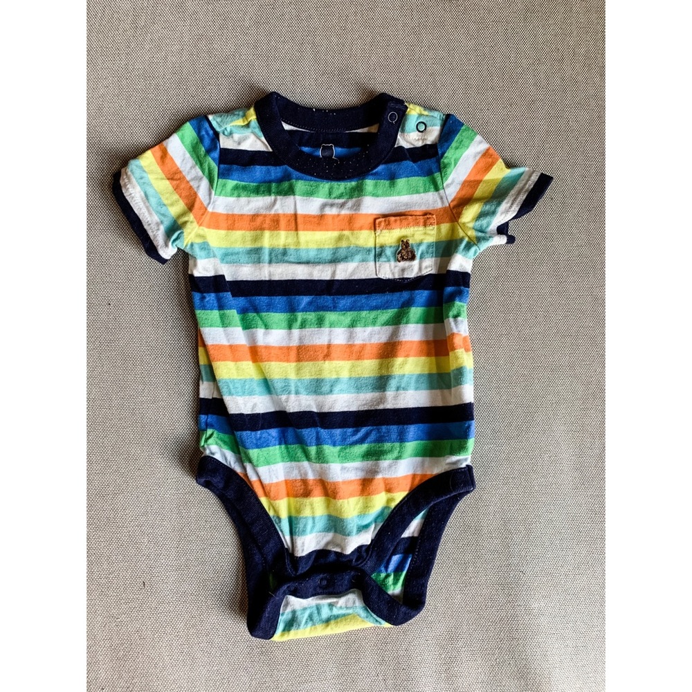 3 for $20 | Baby GAP short sleeve rainbow bodysuit